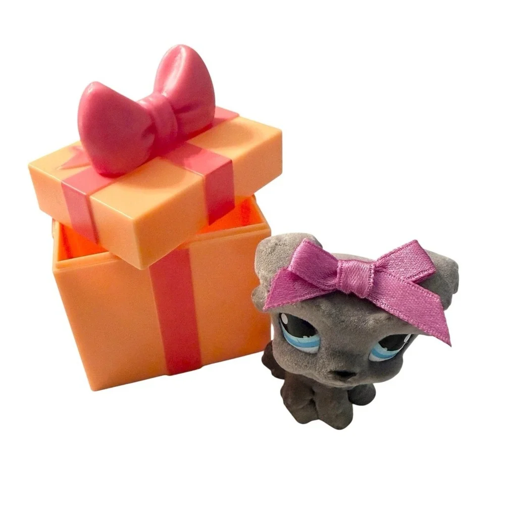 Littlest Pet Shop Authentic LPS 1006 Fuzzy Gray Schnauzer Dog Box Bow Blue Eyes